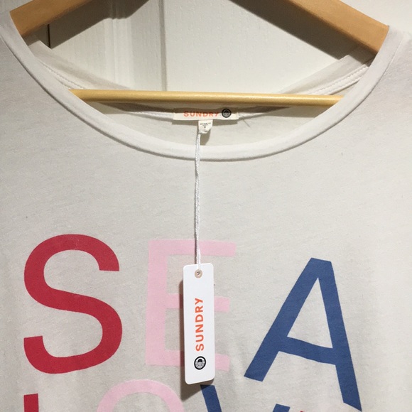 NWT Sundry tees with ‘Sea Love & Sun’ logo size 1 - Picture 3 of 9